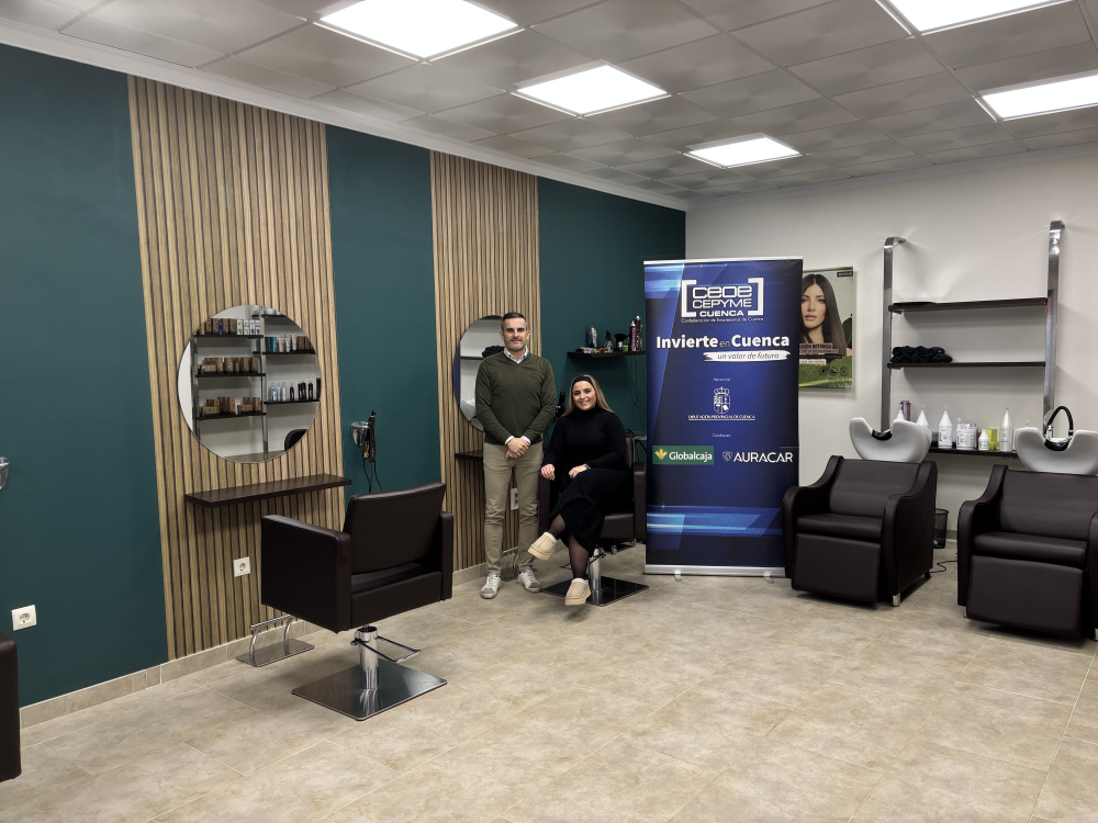 INVIERTE EN CUENCA IMPULSA EL PASO AL EMPRENDIMIENTO DE CRISTINA REDONDO CON SU SALÓN DE PELUQUERÍA
